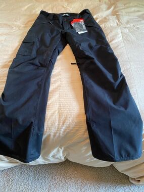 The North Face Women's Black Cargo Snow Pants